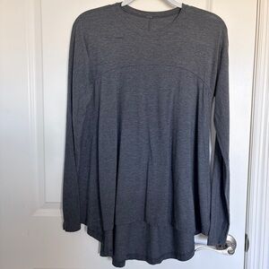 Lululemon Gray Long Sleeve Women's Top size M